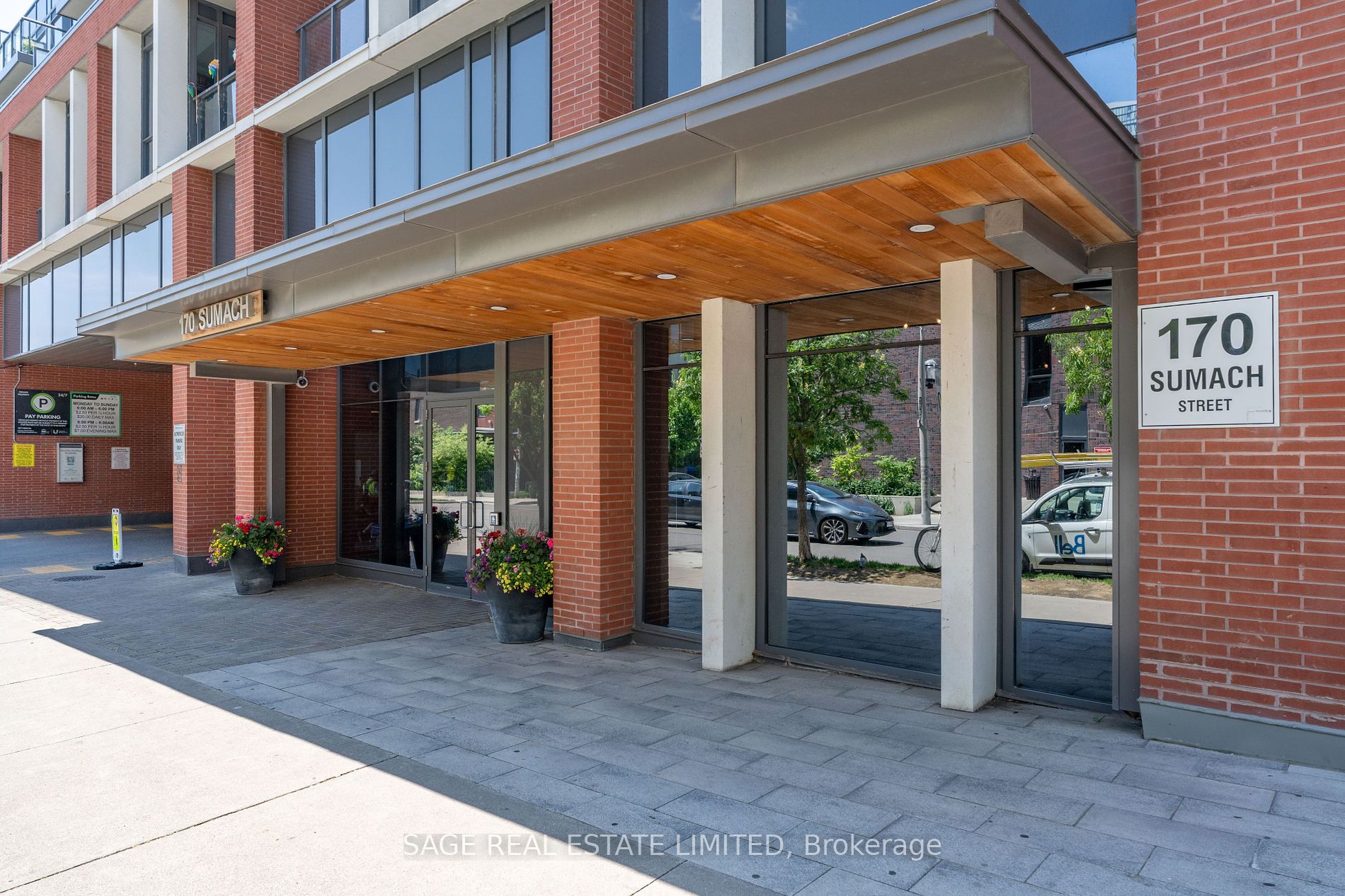 170 Sumach St, #506