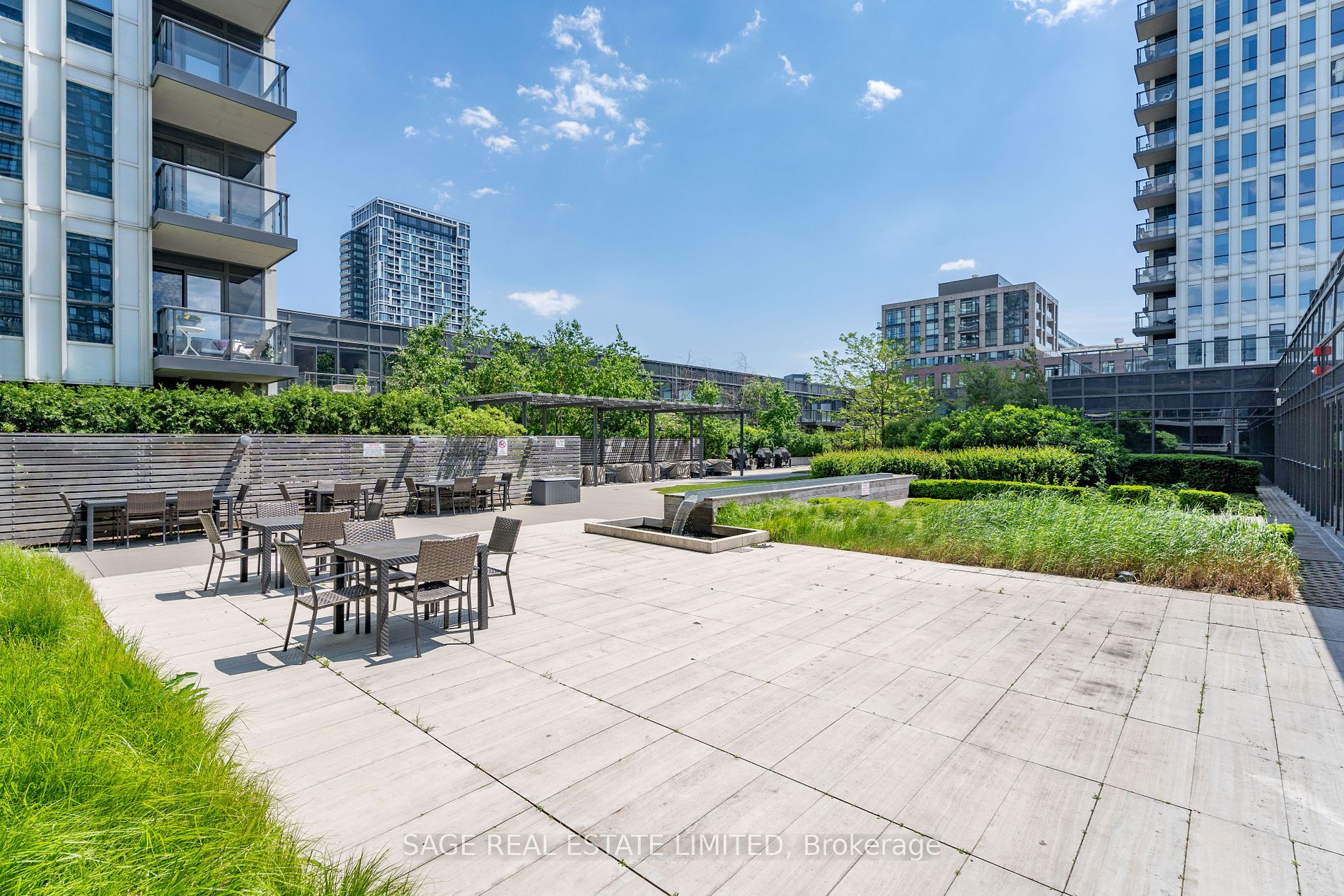 170 Sumach St, #506