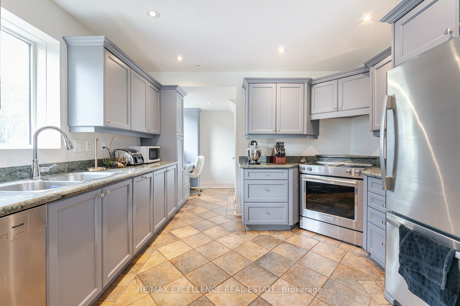 202 Forest Hill Road