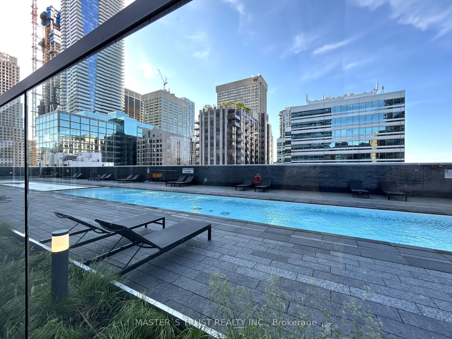 50 Charles Street E #3612