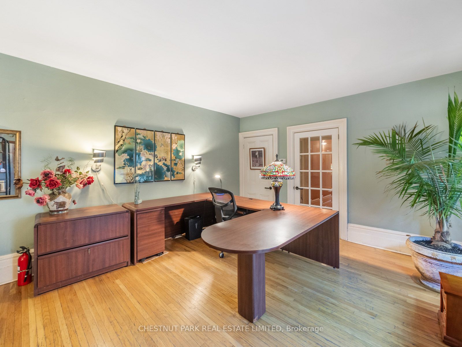 126 Seaton St