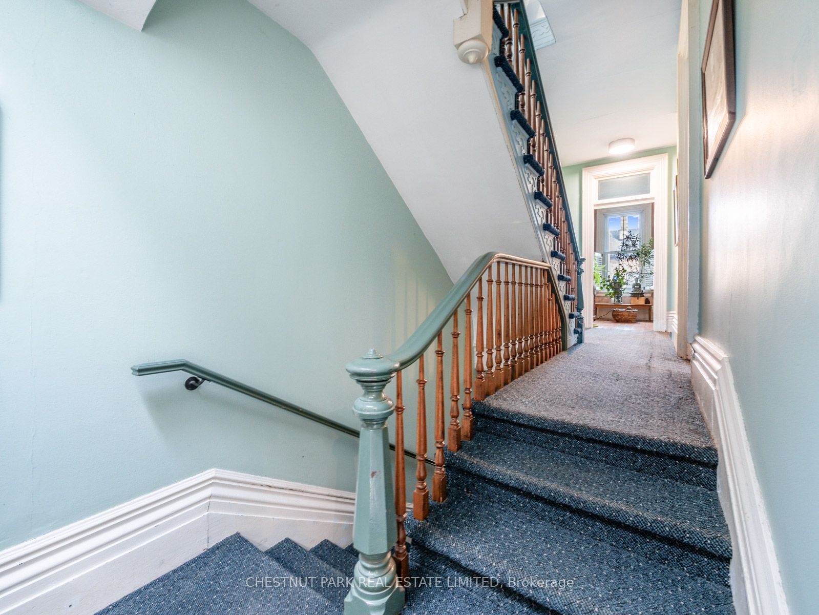 126 Seaton St