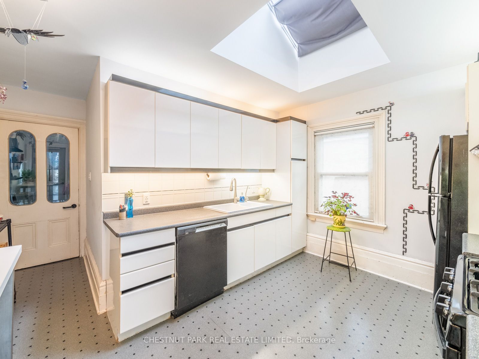 126 Seaton St
