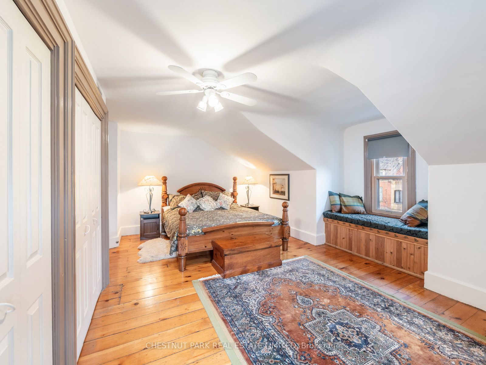 126 Seaton St