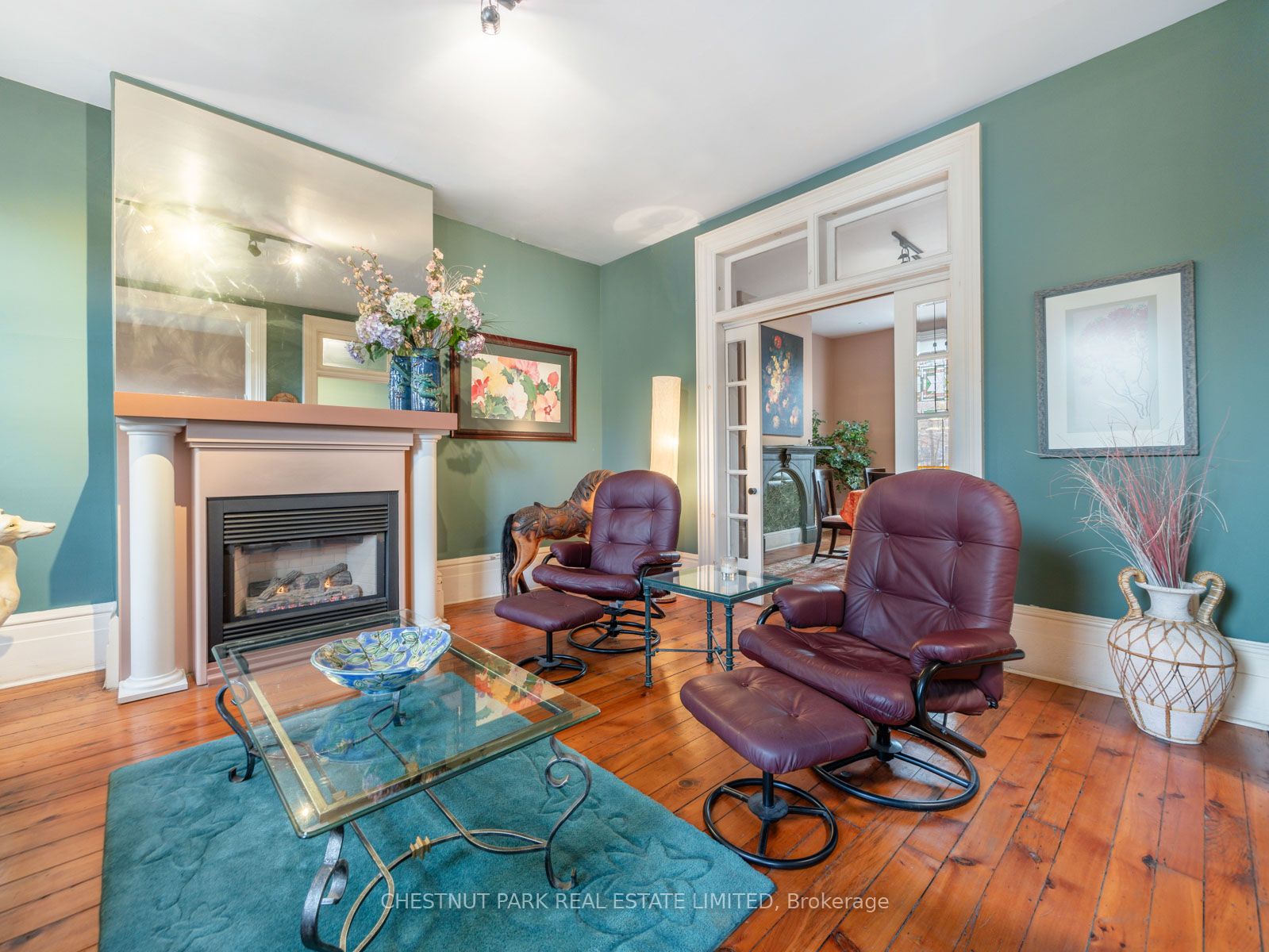 126 Seaton St