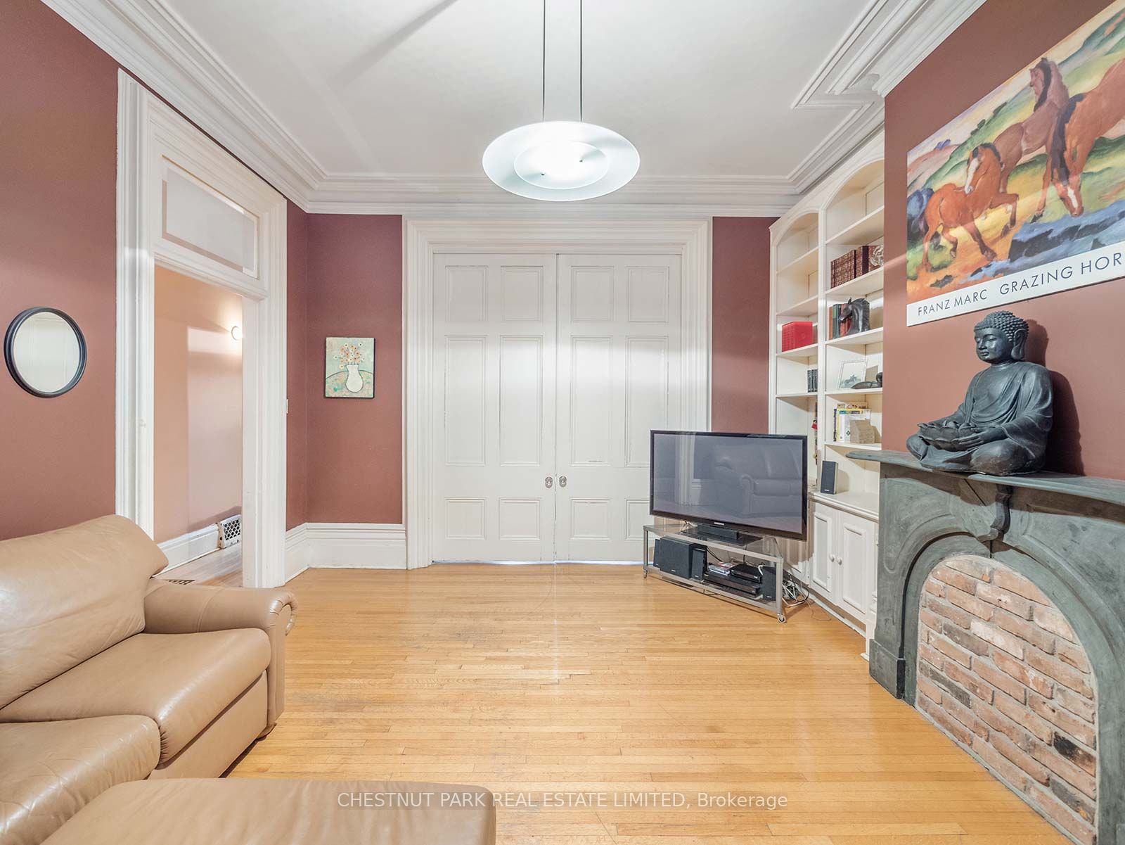 126 Seaton St