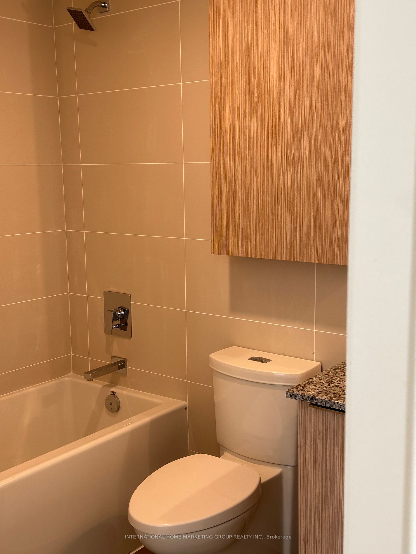 10 Deerlick Crt, #916