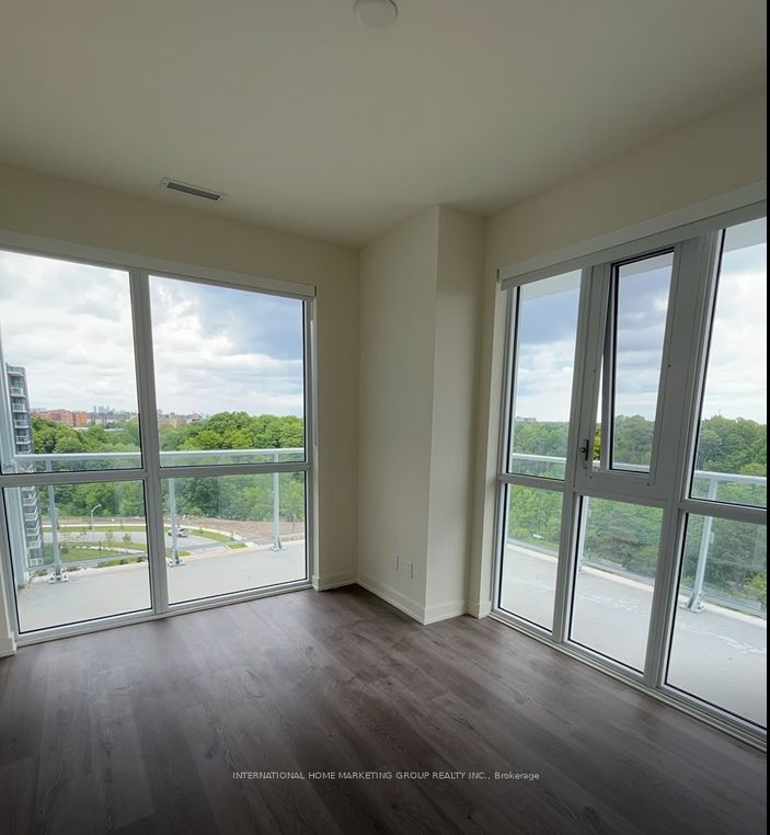 10 Deerlick Crt, #916