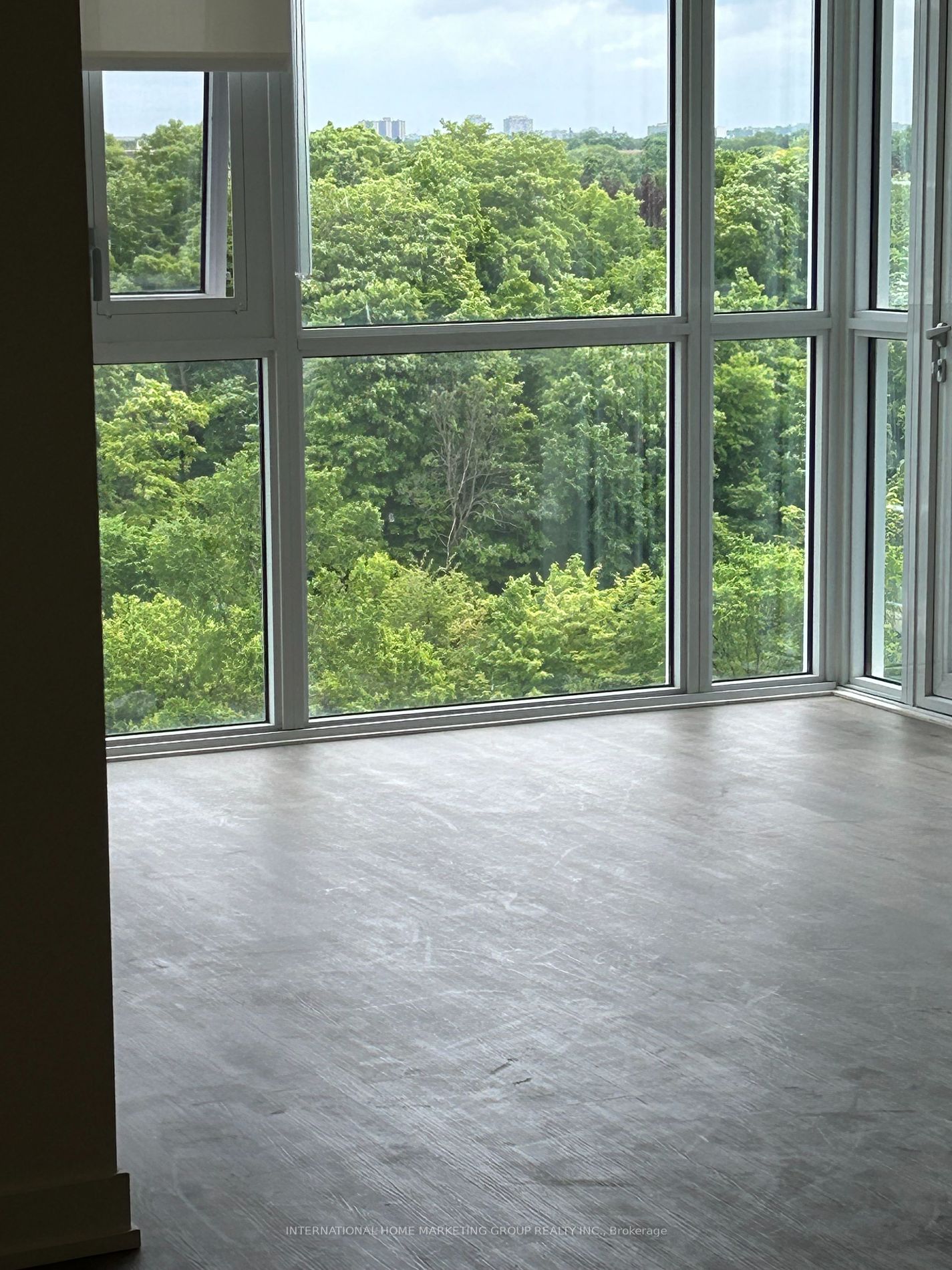 10 Deerlick Crt, #916