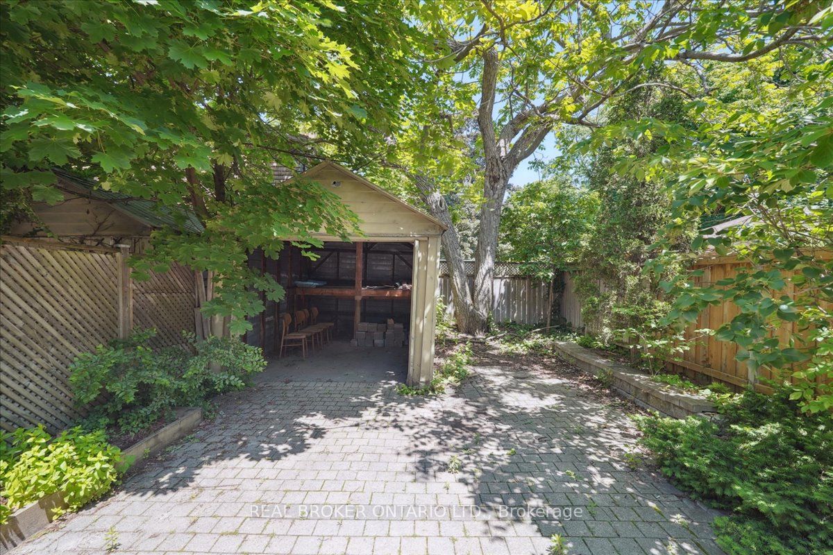 134 Moore Avenue