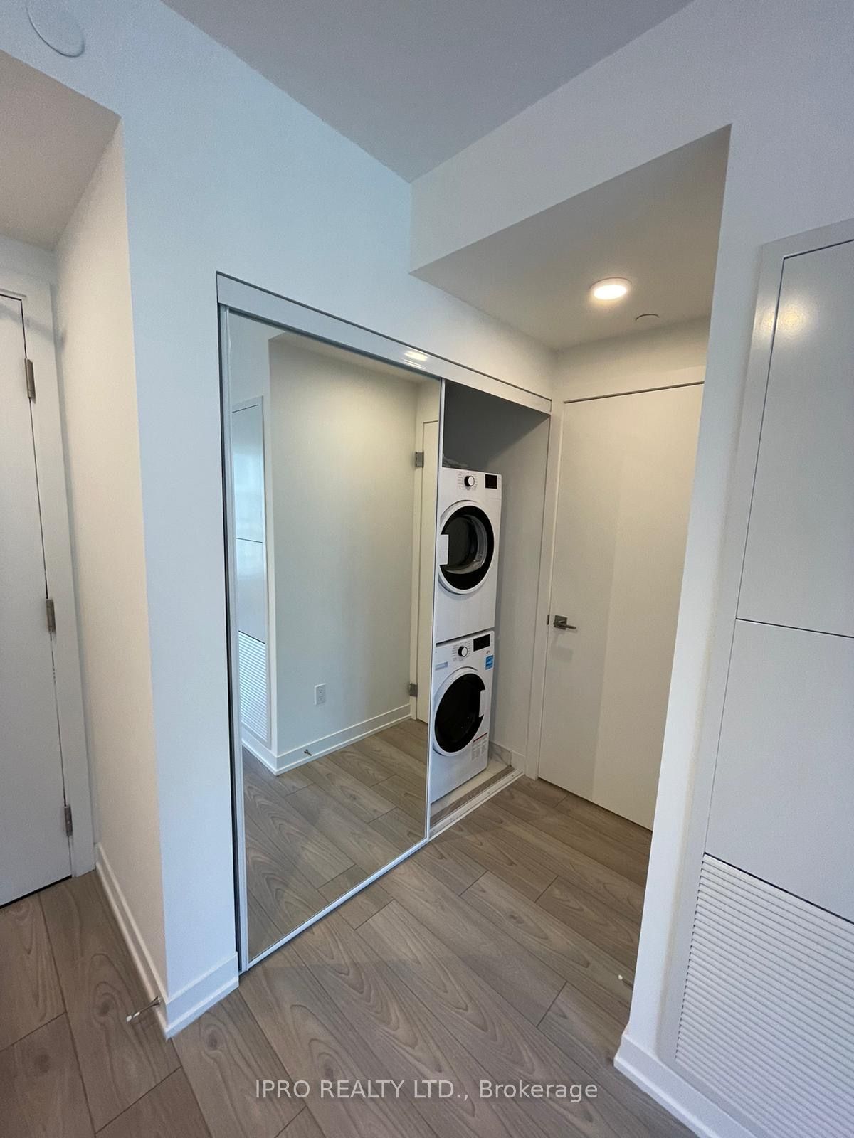 82 Dalhousie Street #2905