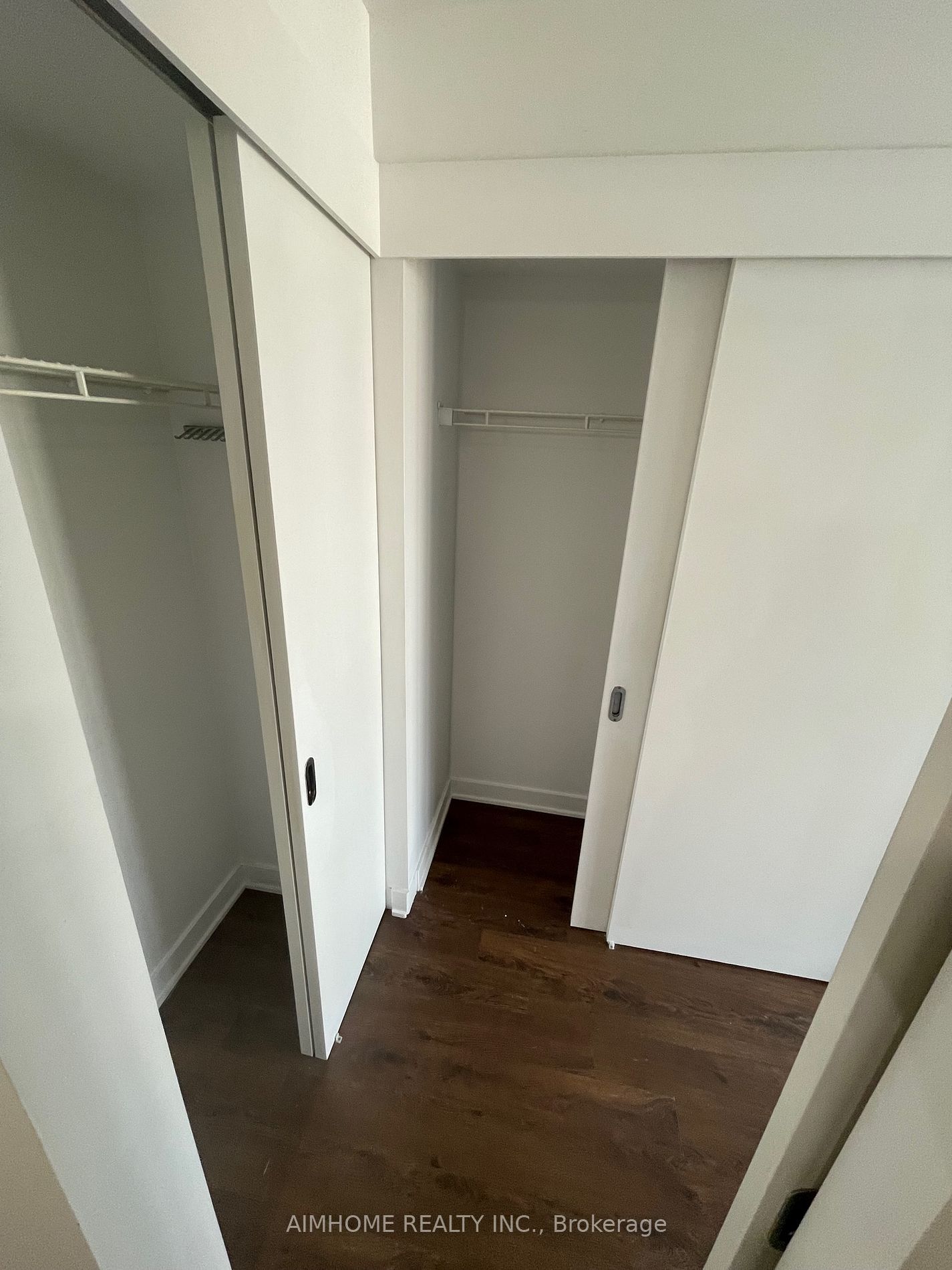 110 Charles Street E #803