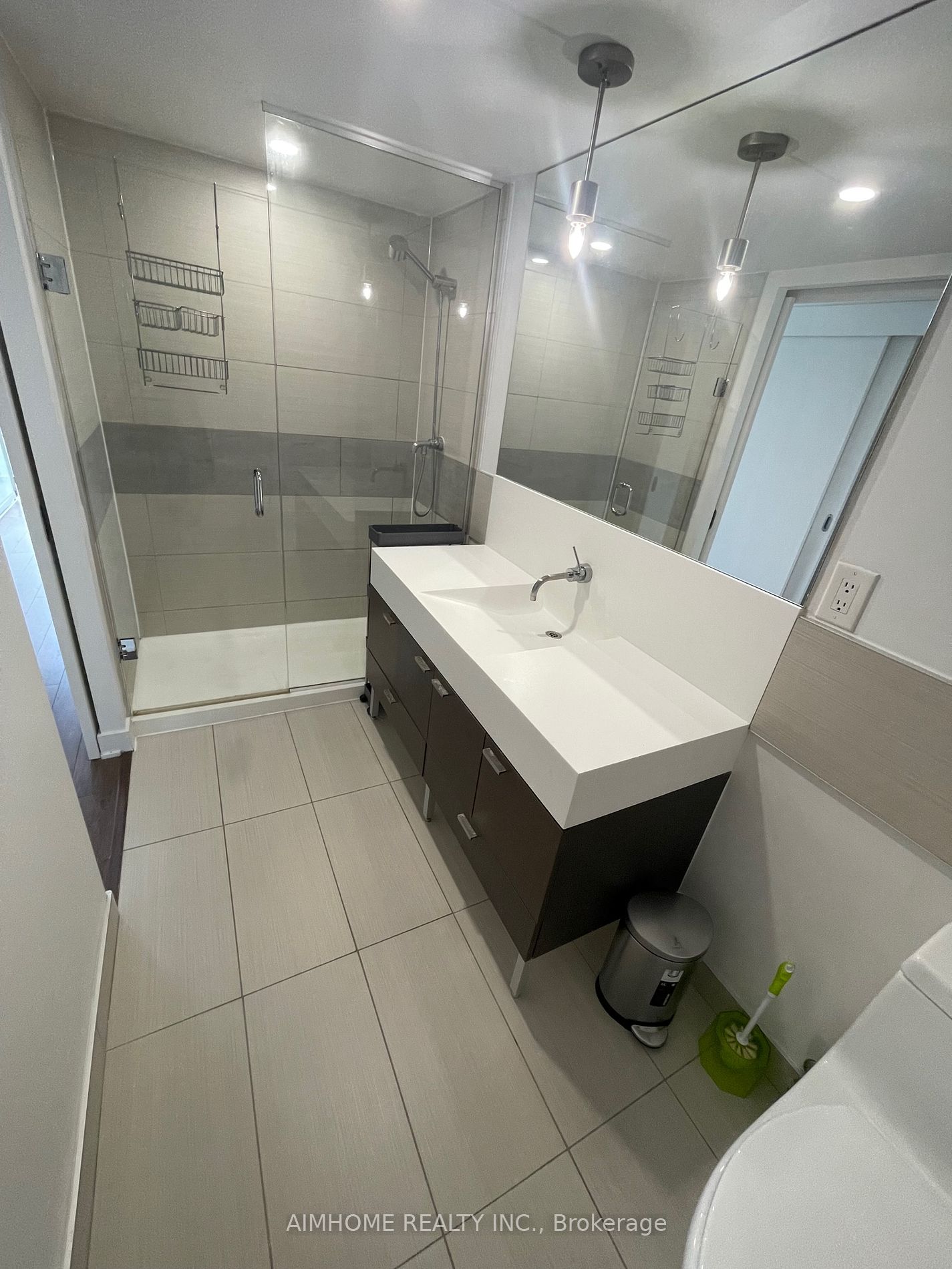 110 Charles Street E #803