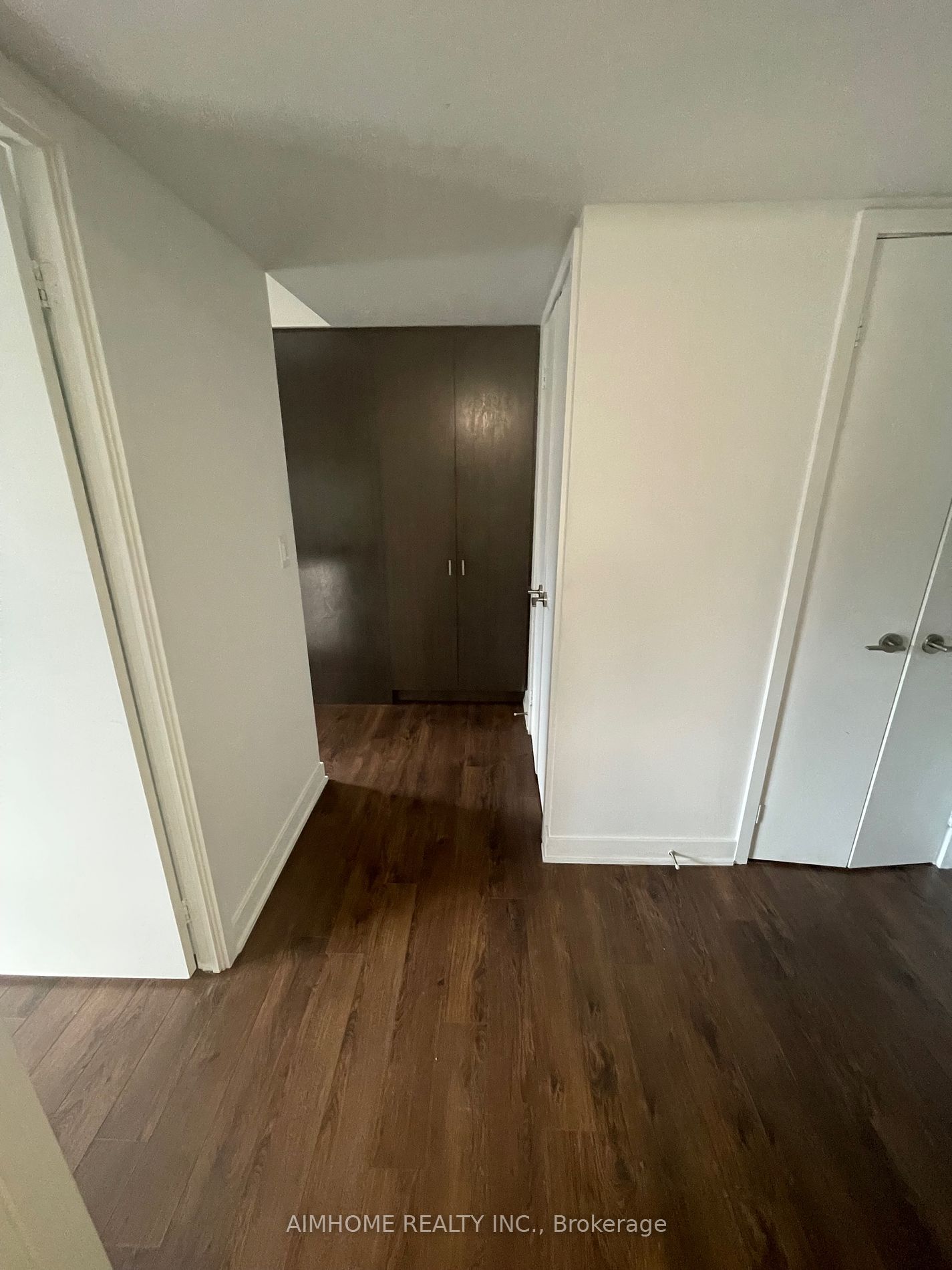 110 Charles Street E #803