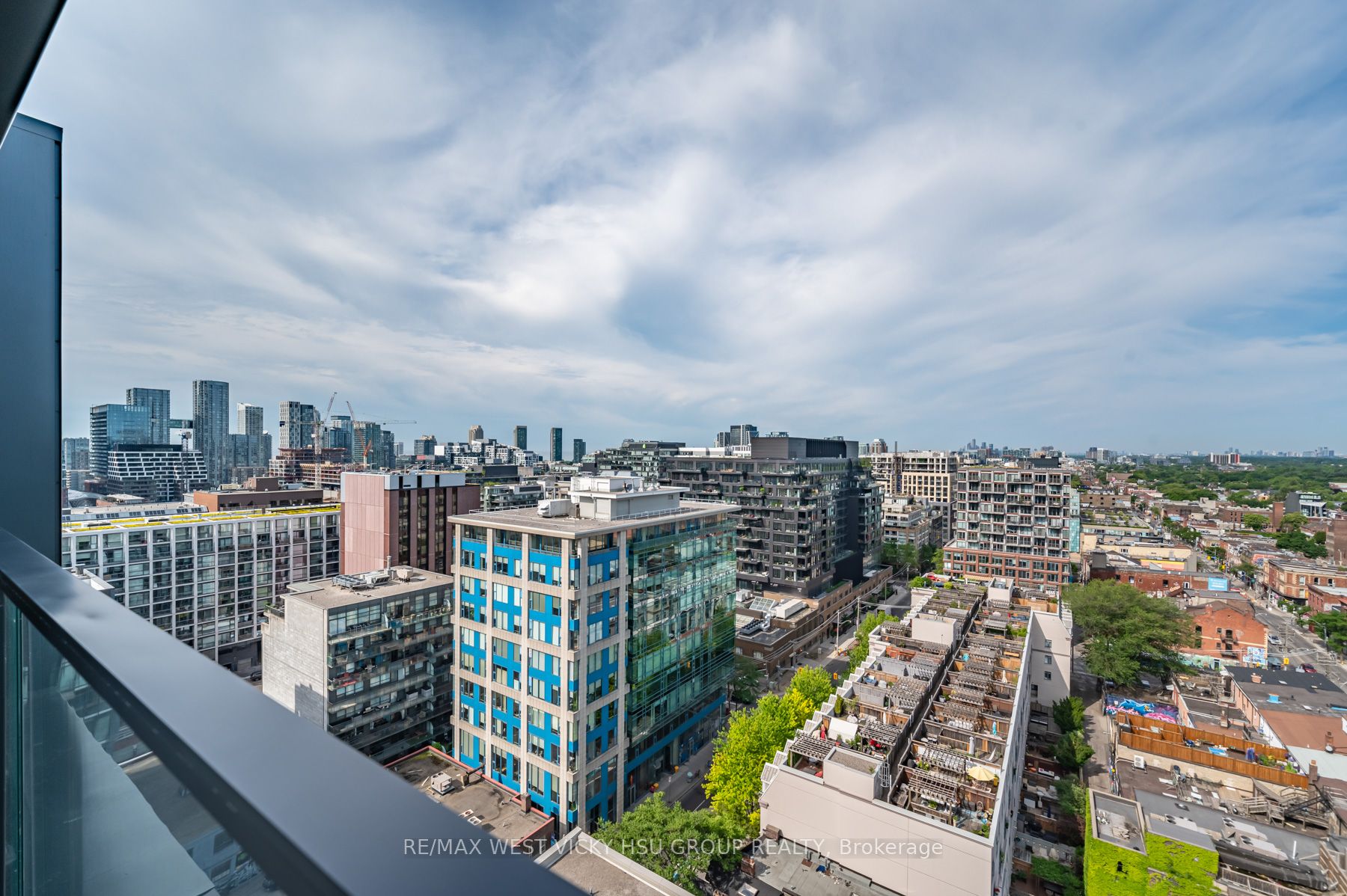 458 Richmond St W, #806