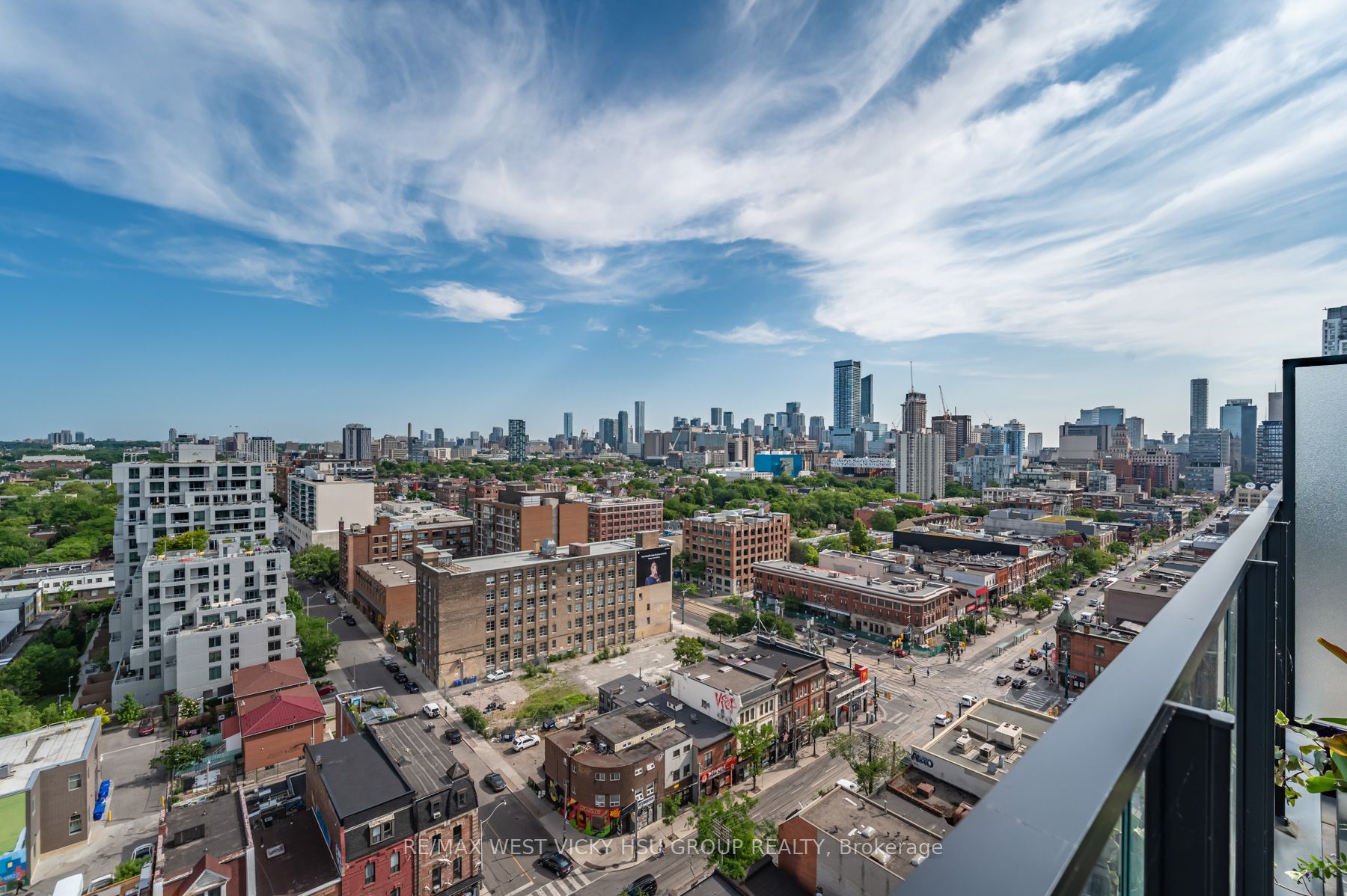 458 Richmond St W, #806