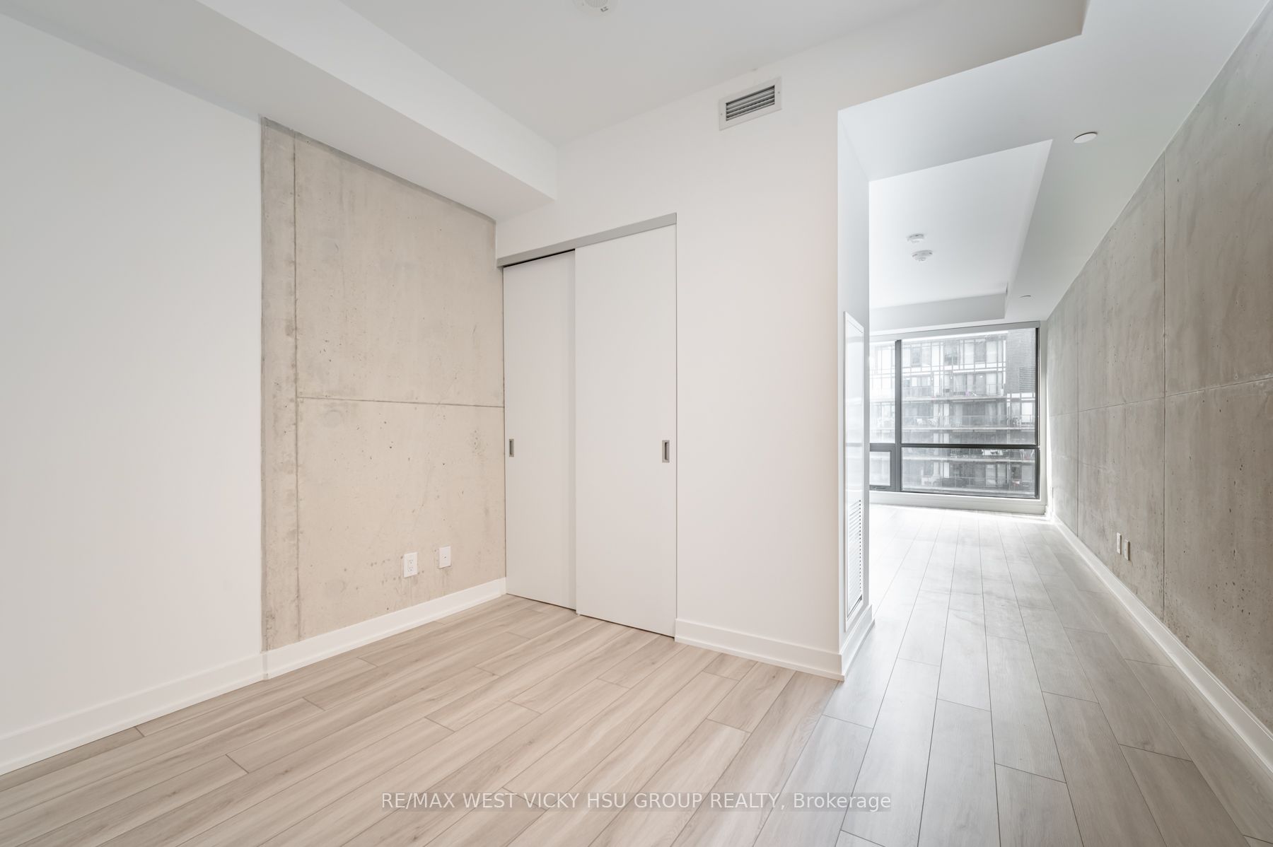 458 Richmond St W, #806