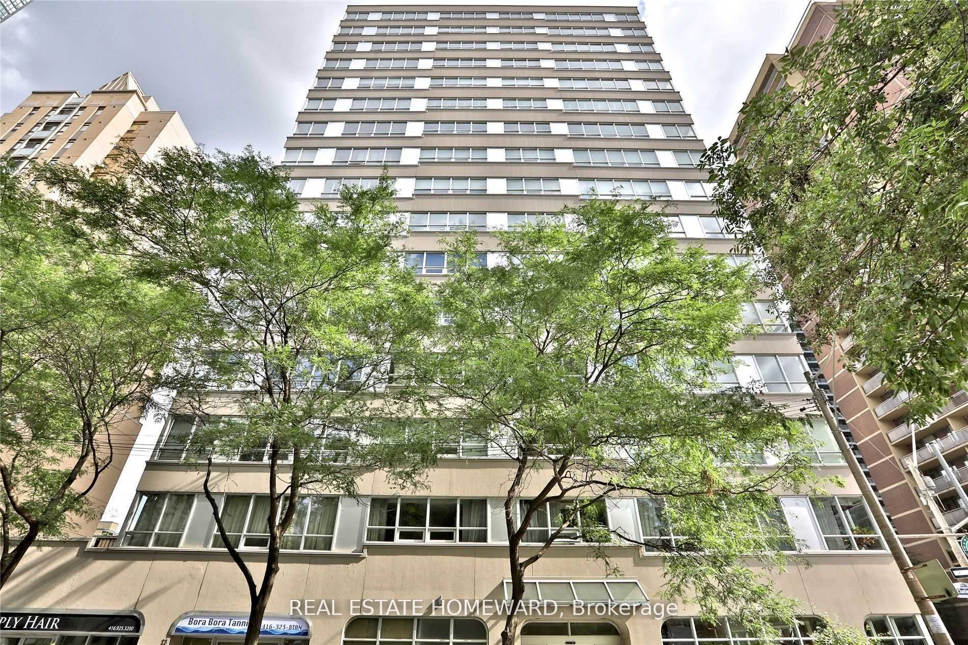 71 Charles St E, #302