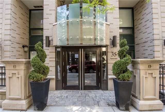35 Hayden Street #1606