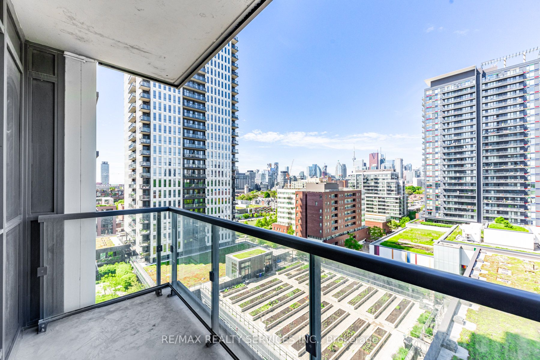 170 Sumach Street, #1207