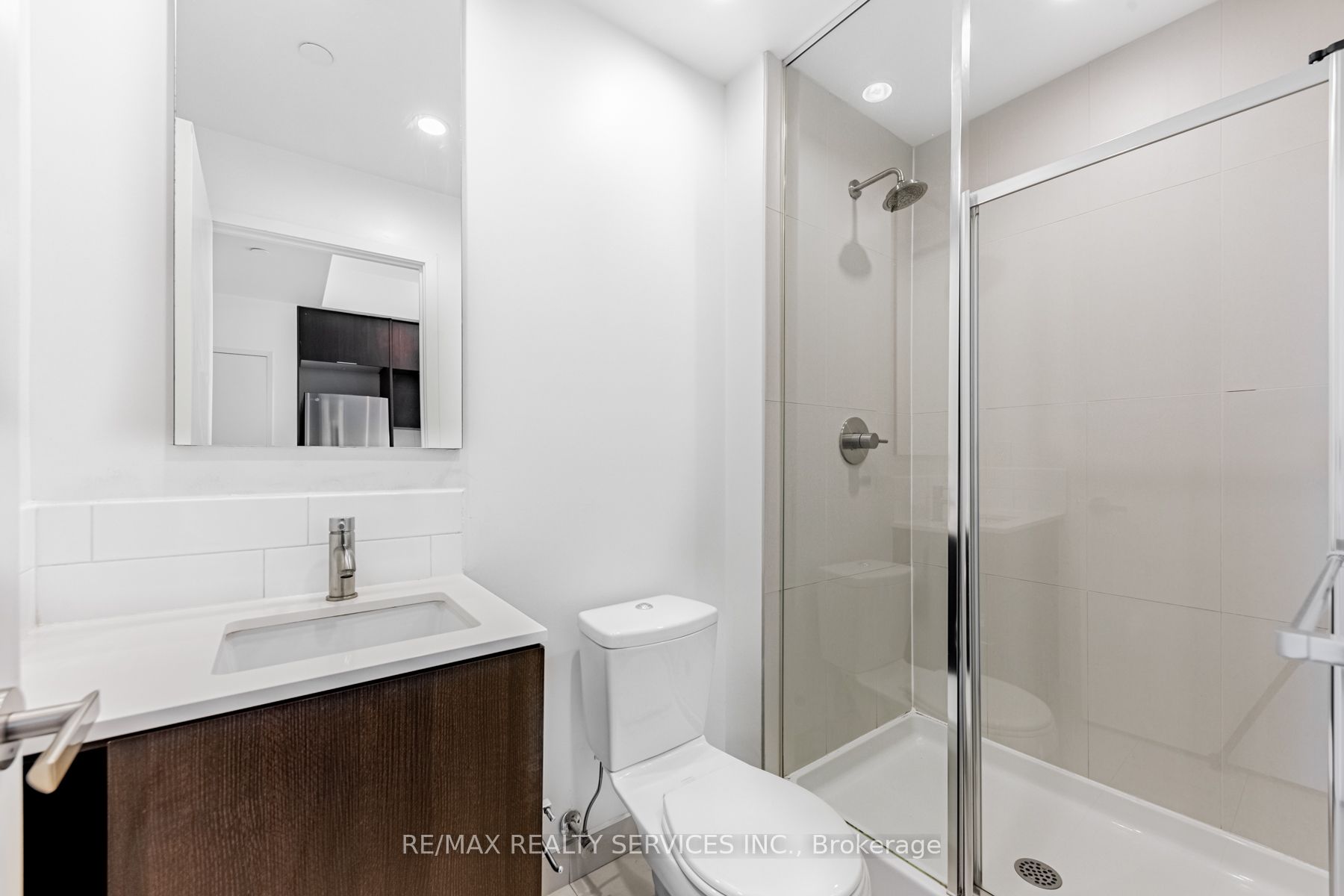 170 Sumach Street, #1207