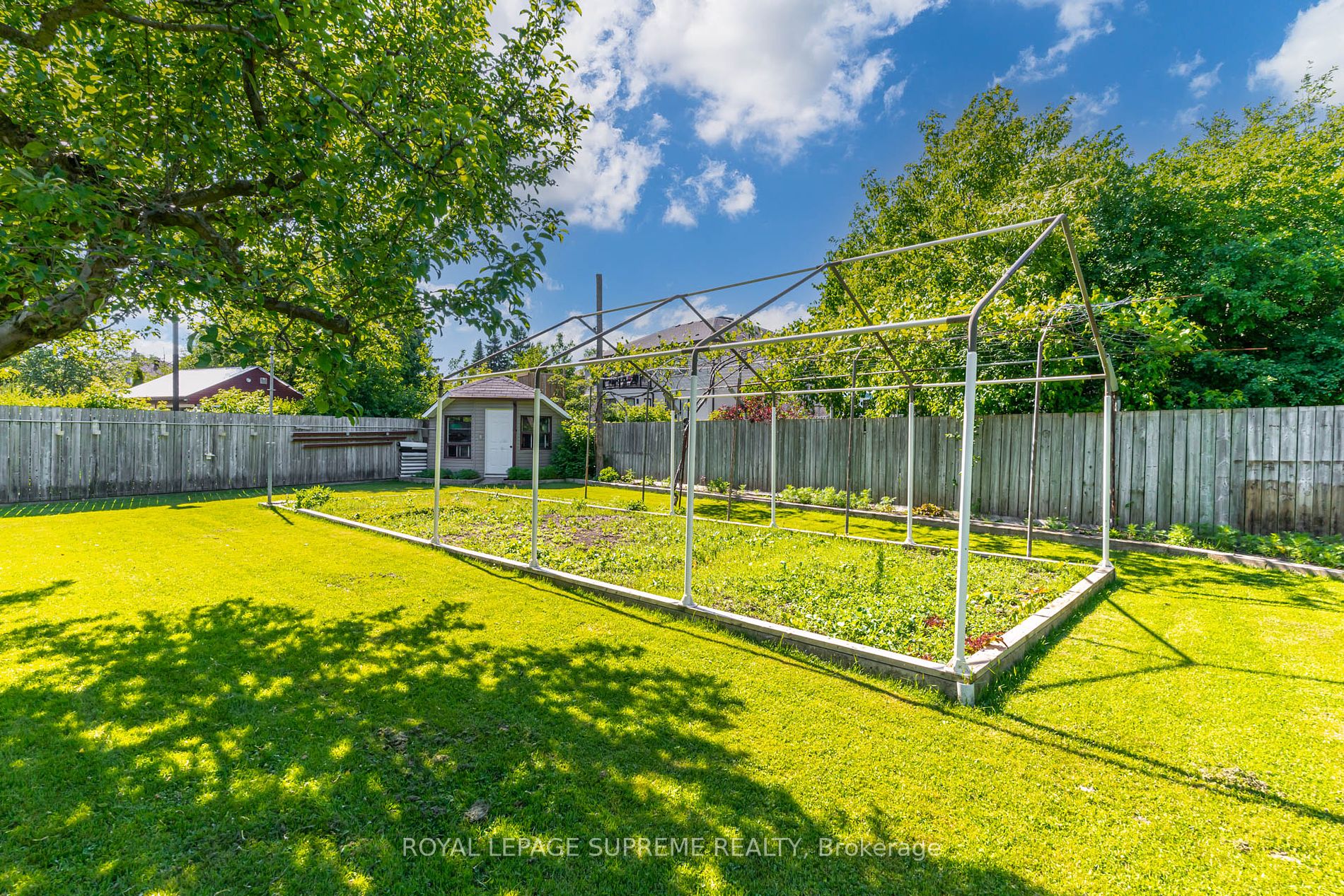 74 Roberta Dr