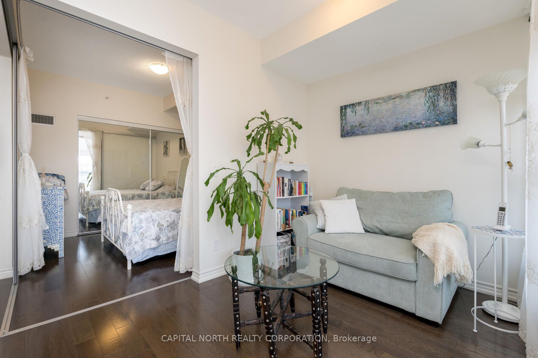 23 Glebe Rd W, #416