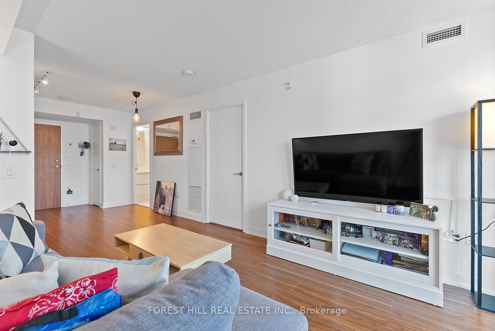 75 Queens Wharf Rd, #812