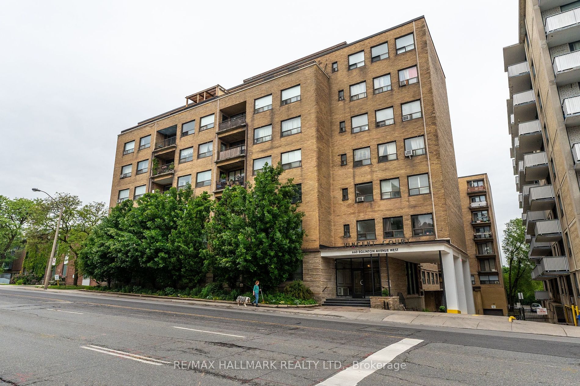 660 Eglinton Ave, #408