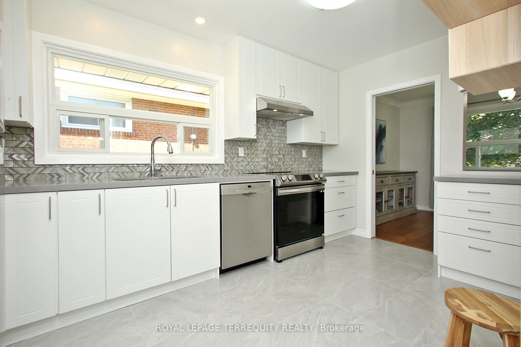 18 Prestbury St
