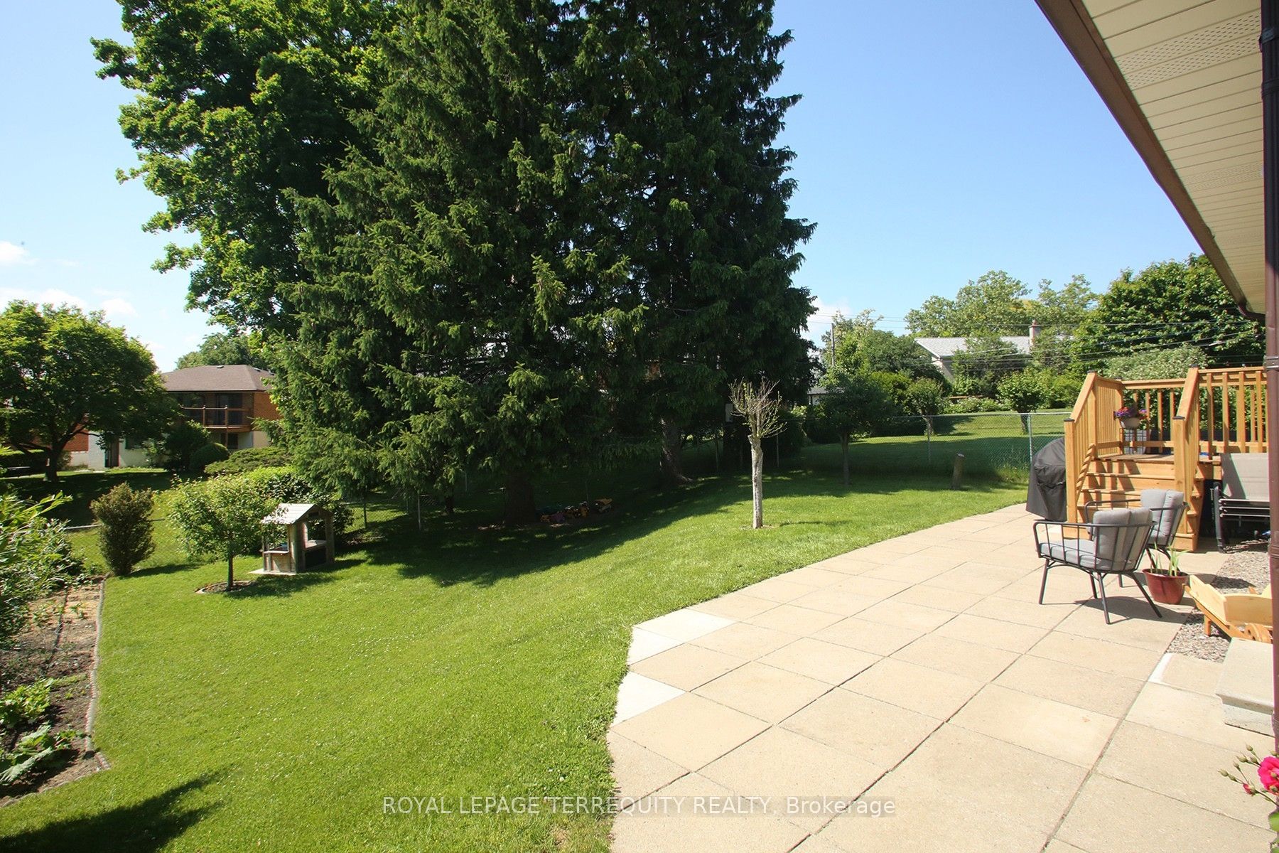 18 Prestbury St