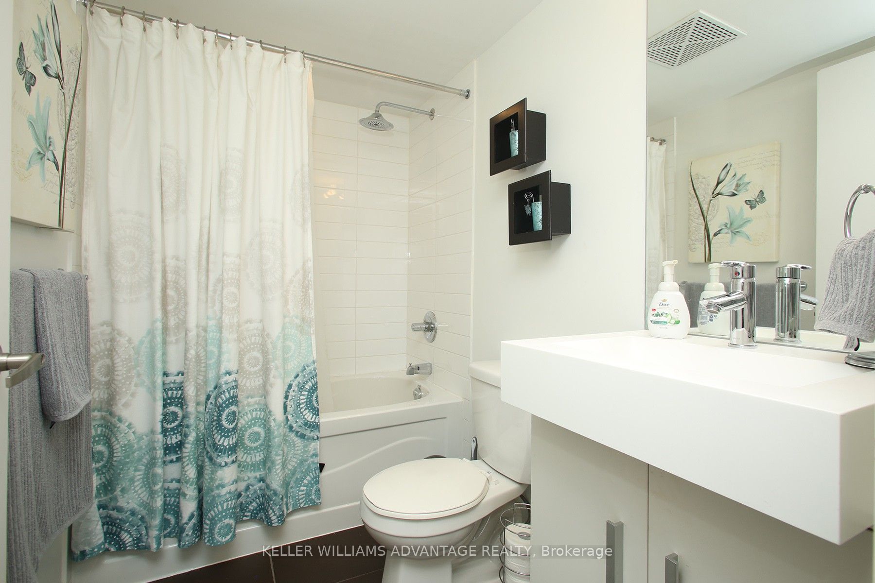 38 Dan Leckie Way, #1512