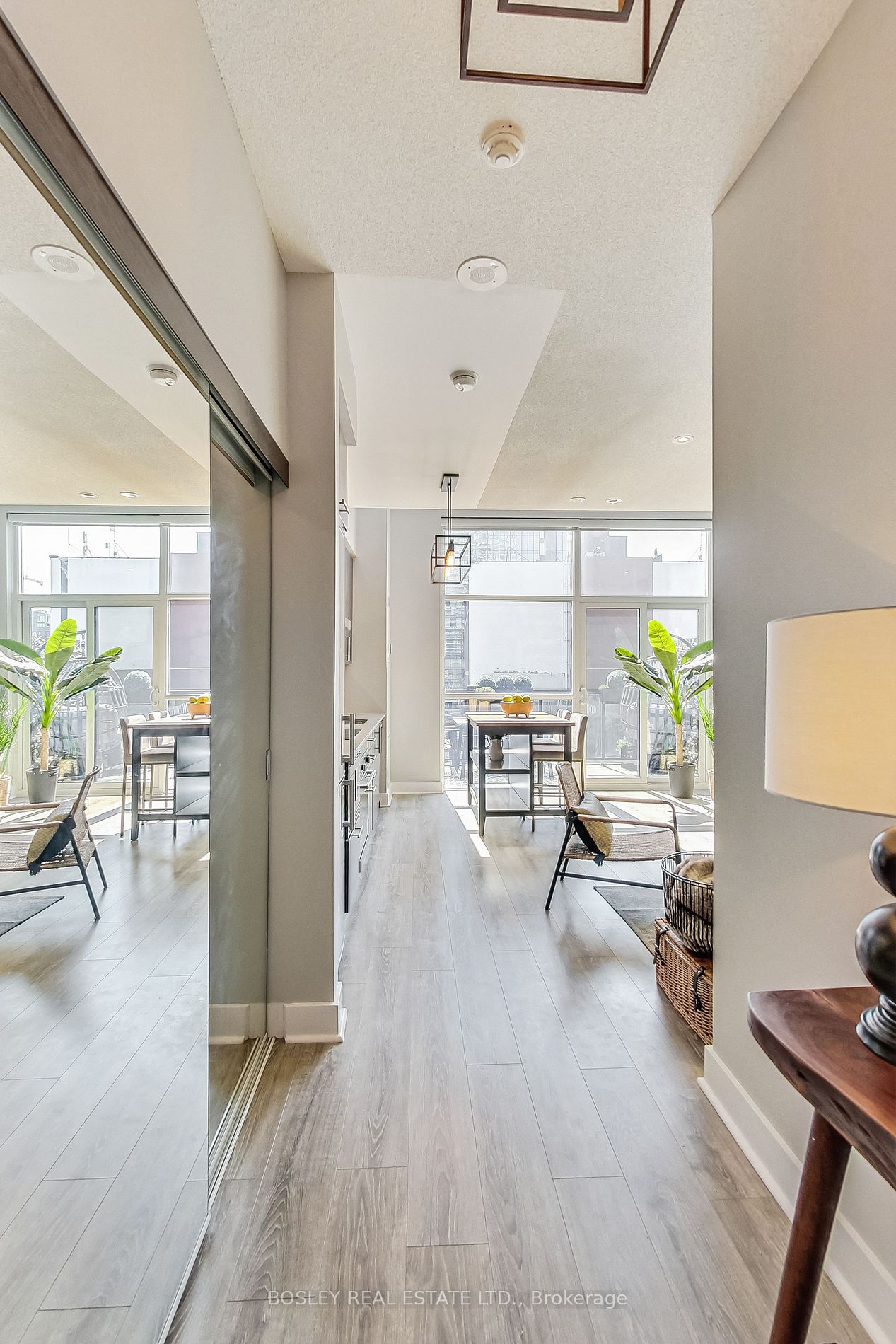 352 Front Street W, #209