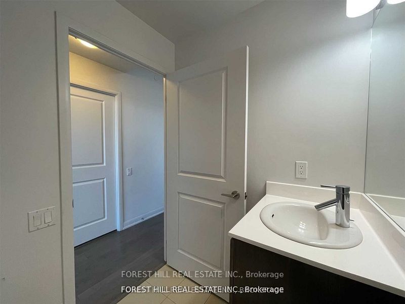 5168 Yonge St, #Ph206