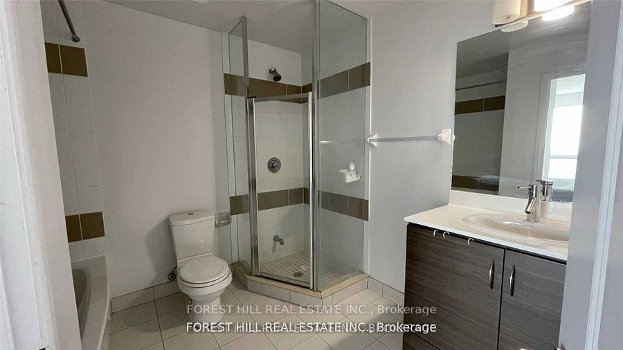 5168 Yonge St, #Ph206