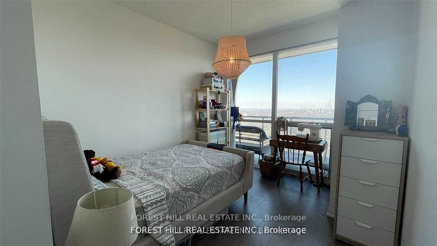 5168 Yonge St, #Ph206
