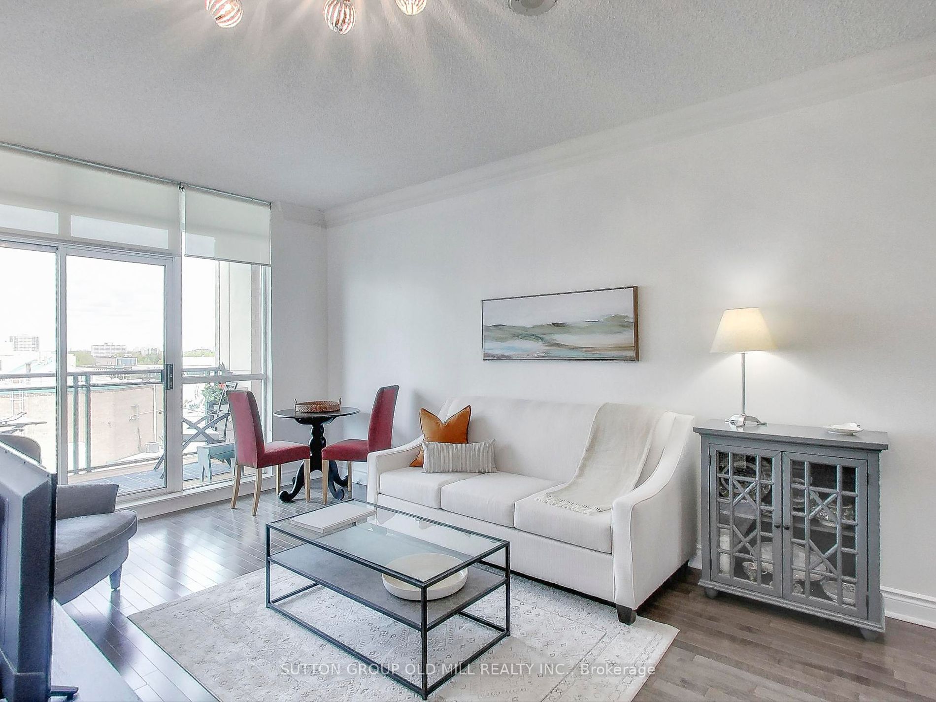 319 Merton Street, #1002
