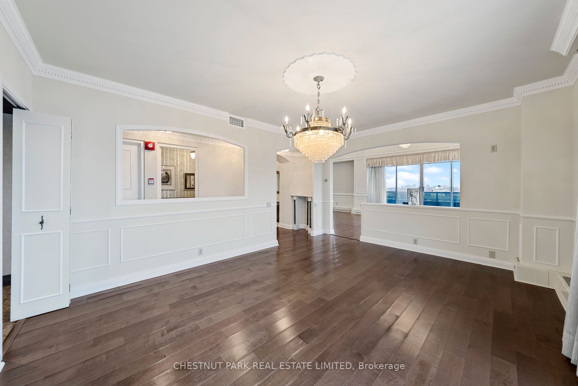 2600 Bathurst Street #PH 1