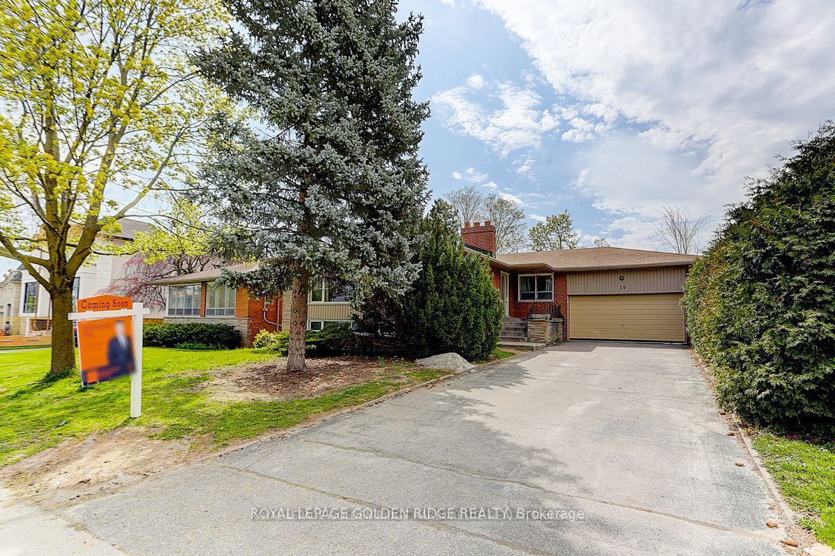 19 Morewood Crescent