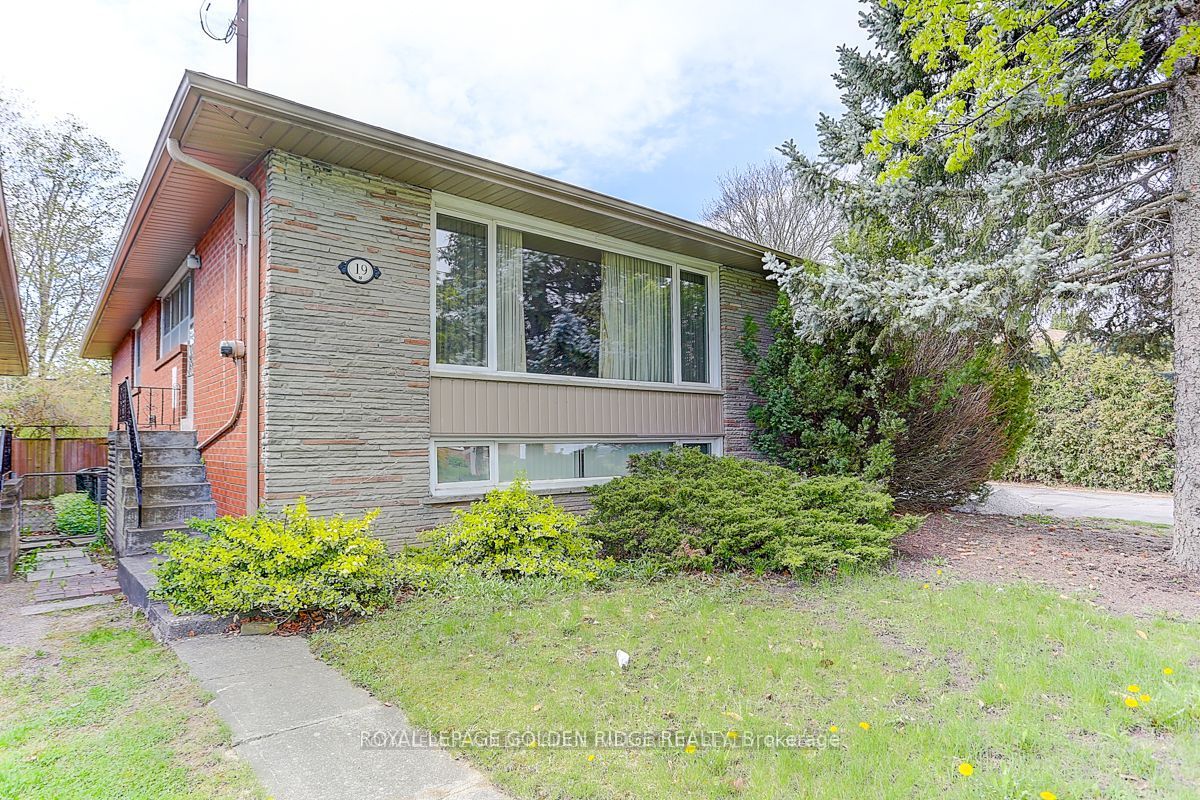 19 Morewood Crescent