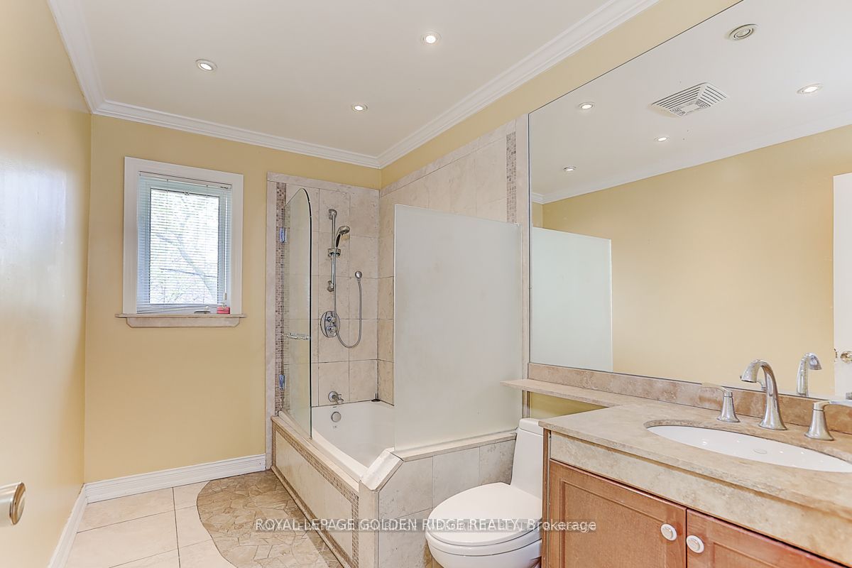 19 Morewood Crescent