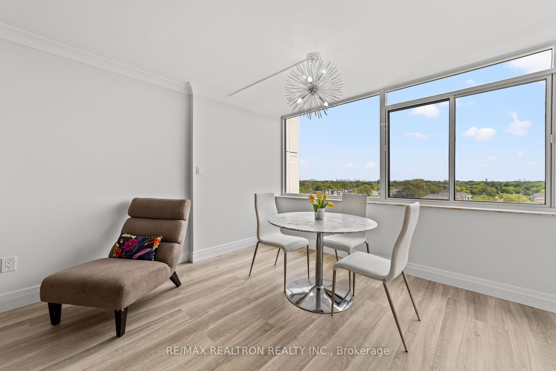 3000 Bathurst St, #706