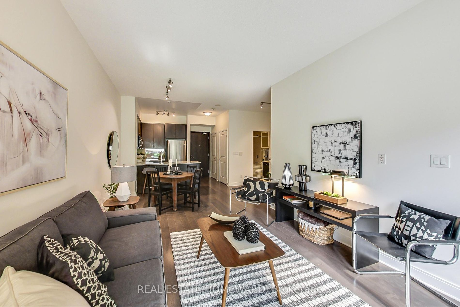 21 Scollard Street #103