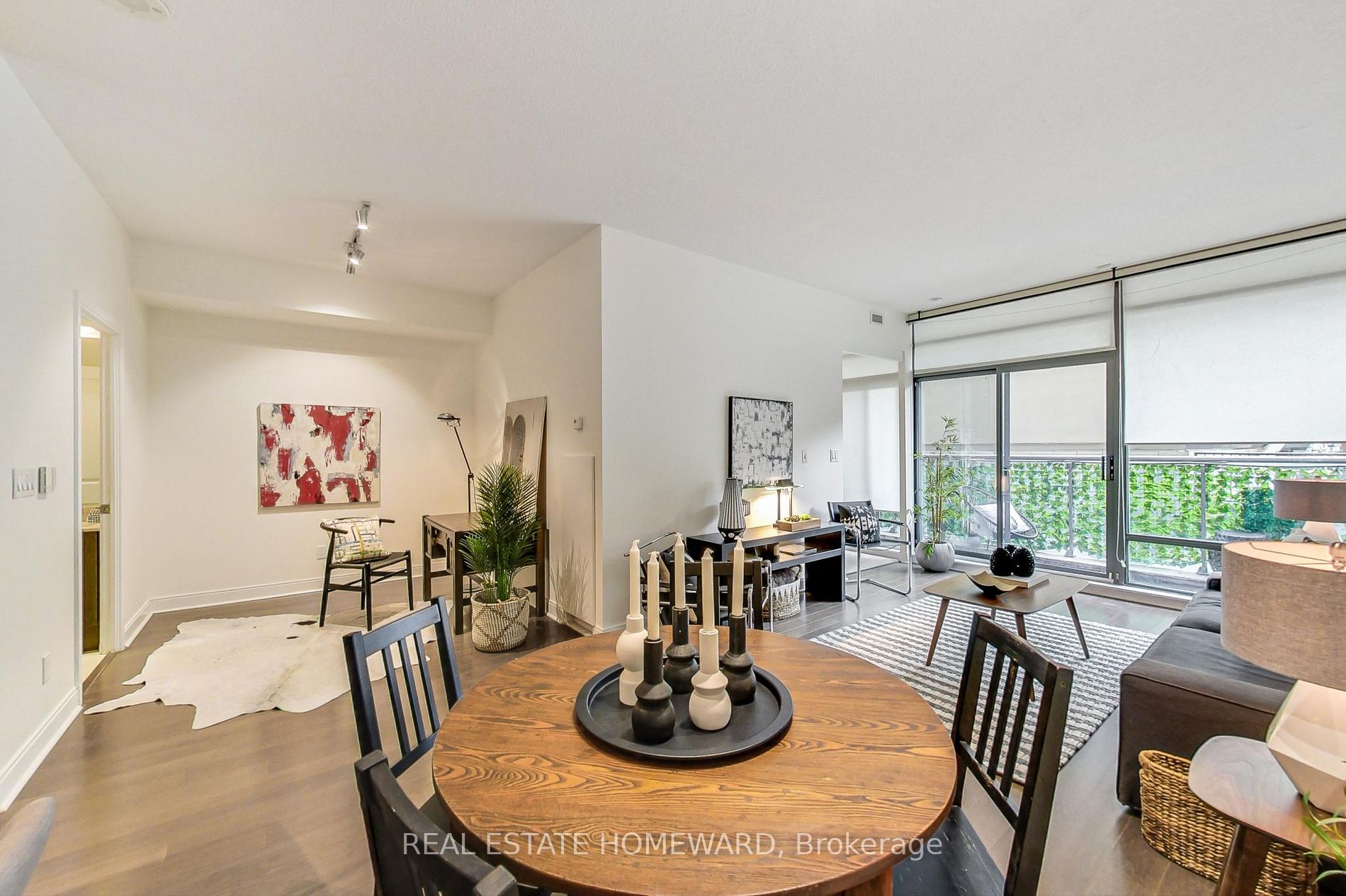 21 Scollard Street #103