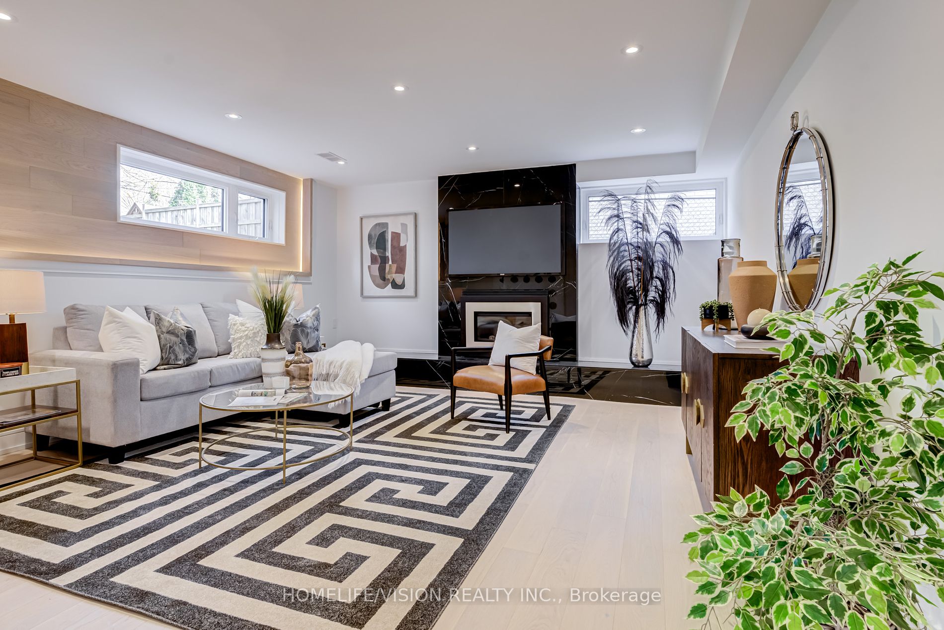 29 Parmbelle Cres