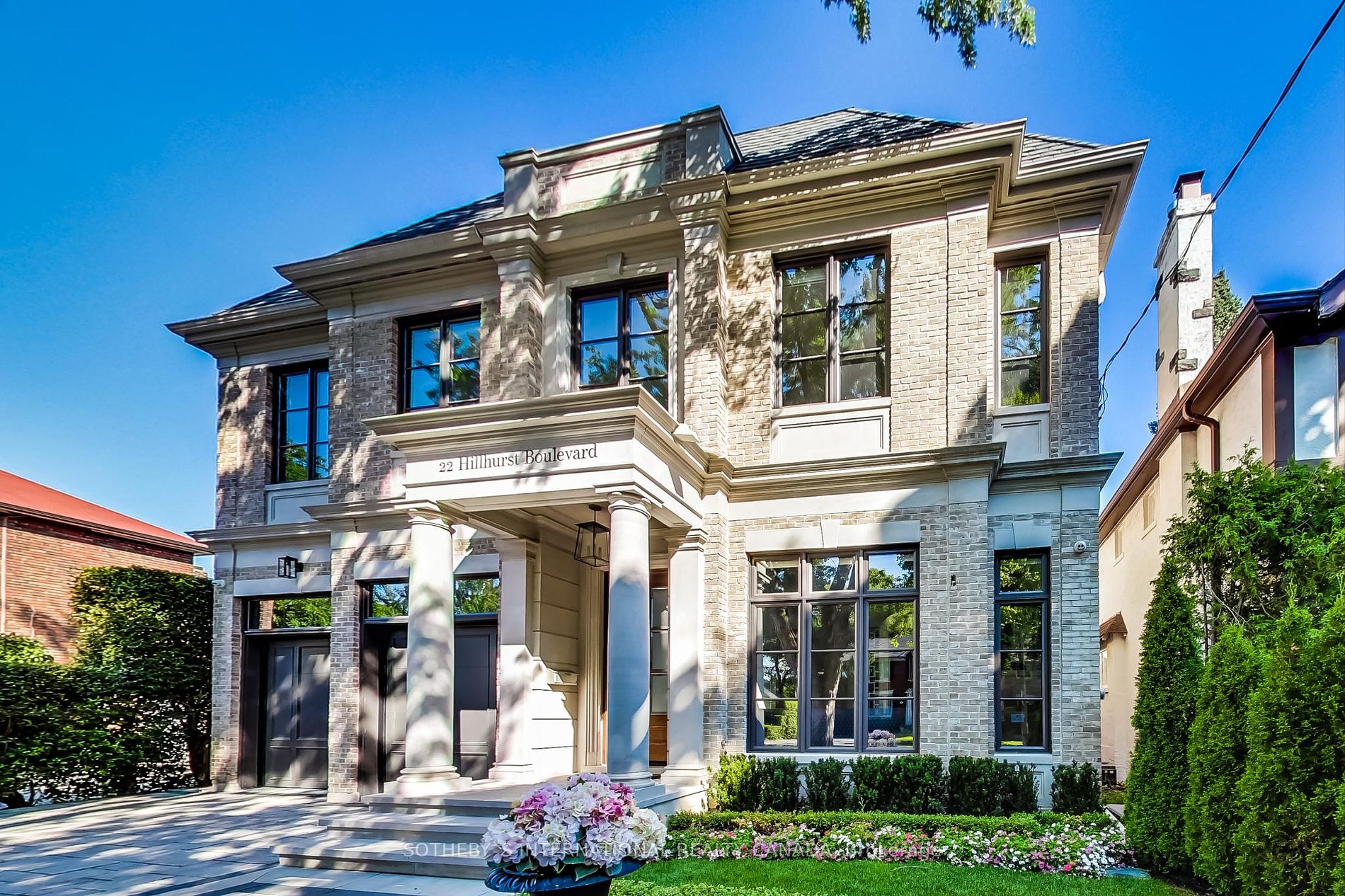22 Hillhurst Blvd