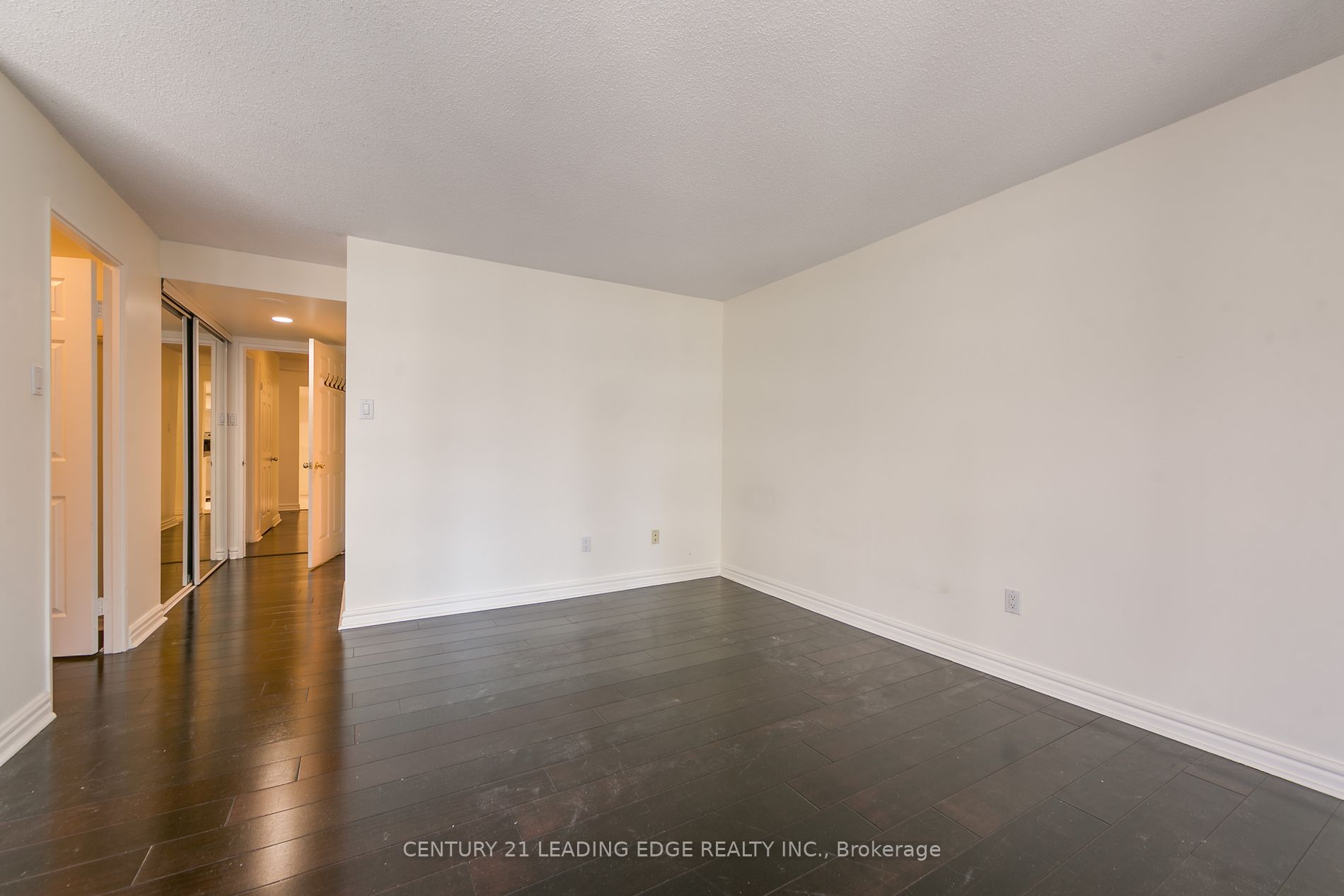 33 University Ave, #1508