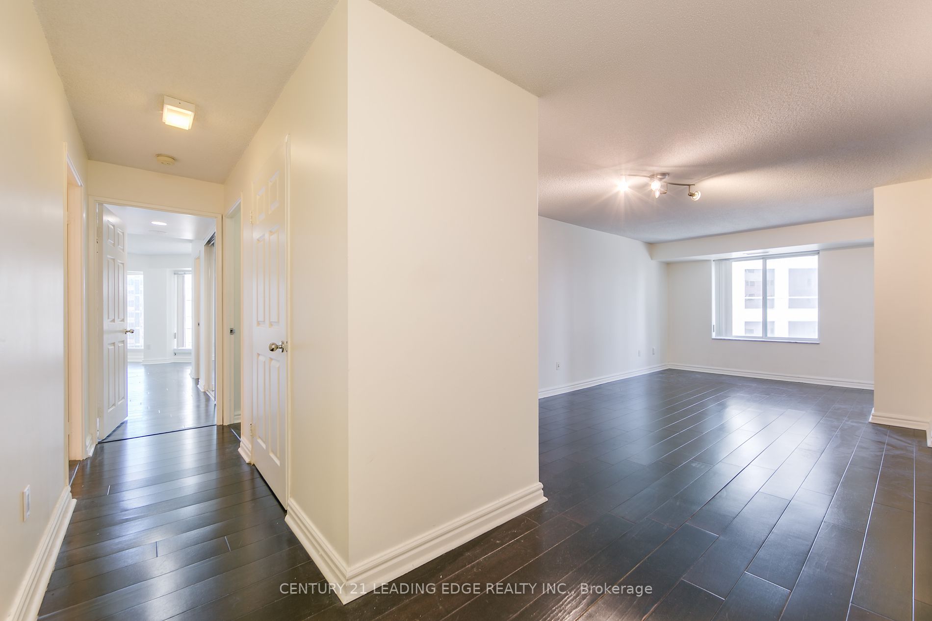 33 University Ave, #1508