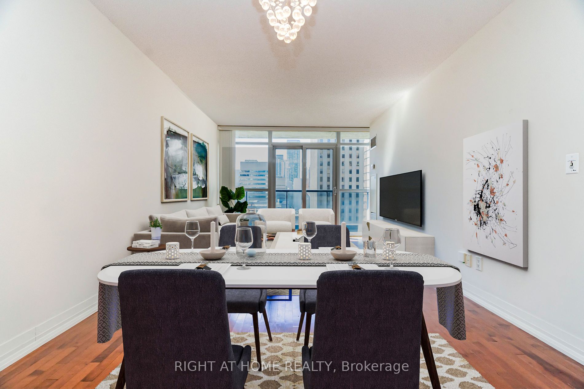 21 Carlton St, #1010