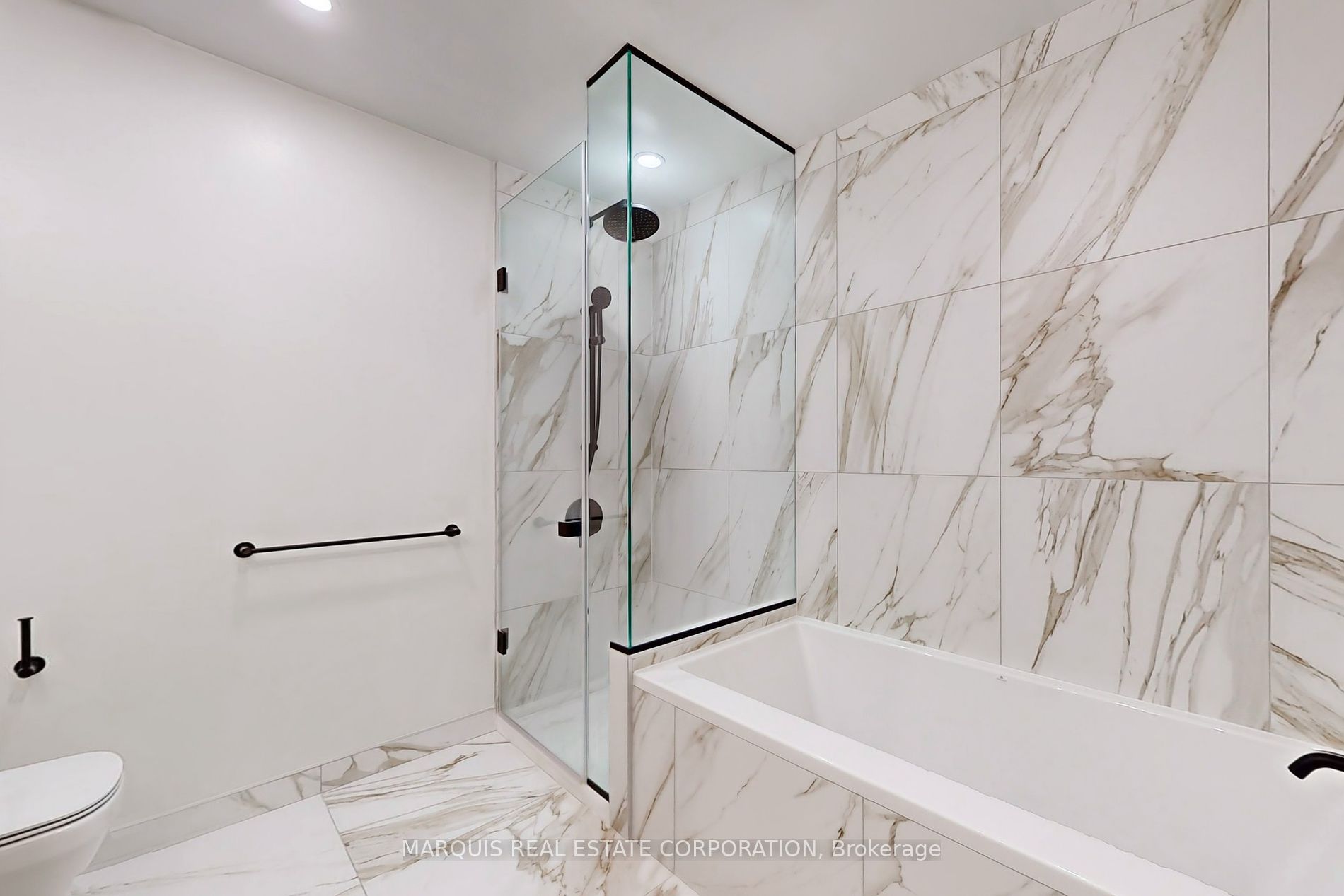 505 Richmond Street W, #632